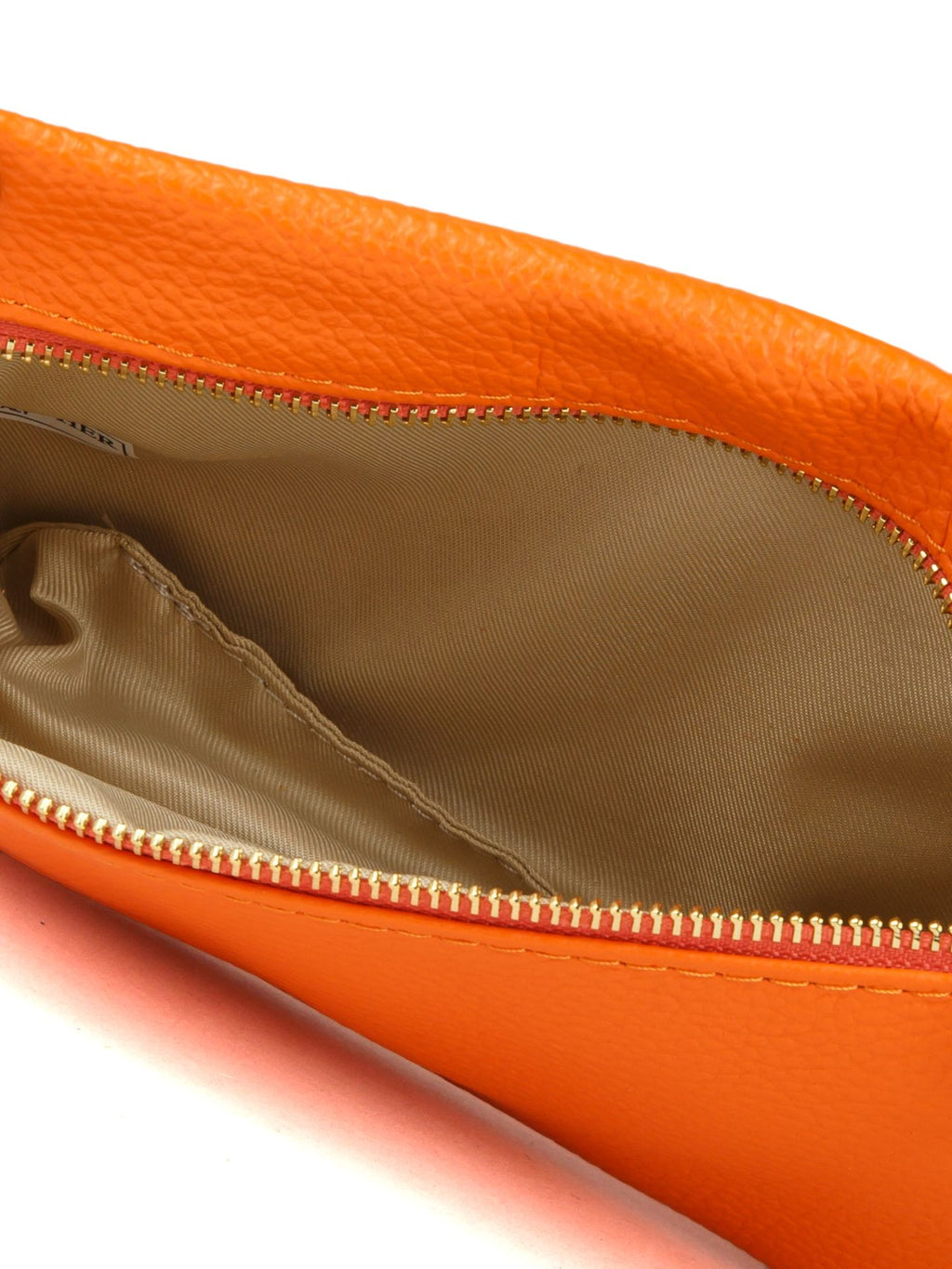 Giulia Monti crossbody bag in Orange - view 4