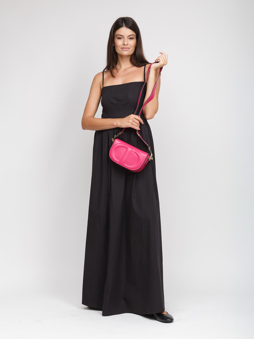Giulia Monti crossbody bag in Fuchsia - view 5