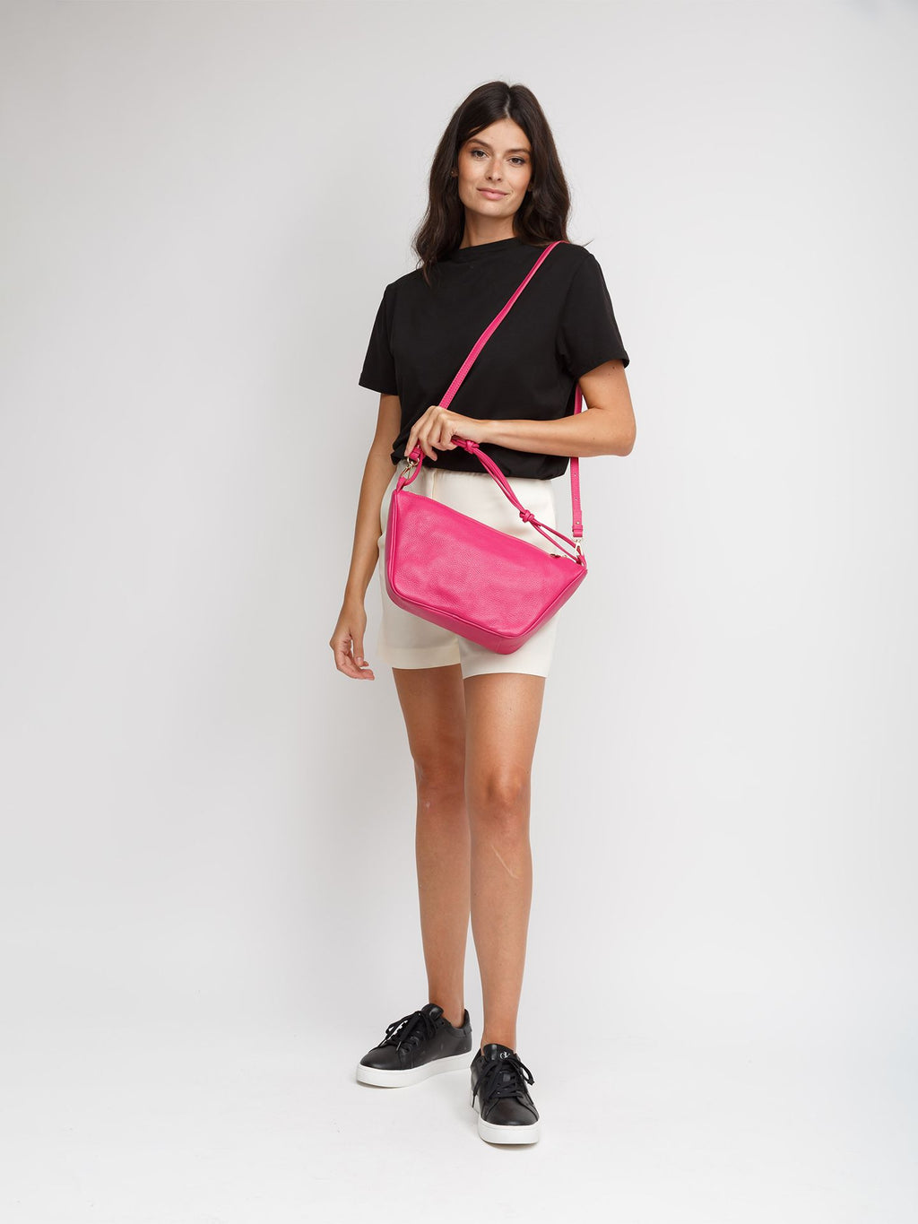 Giulia Monti shoulder bag in Fuchsia - view 5