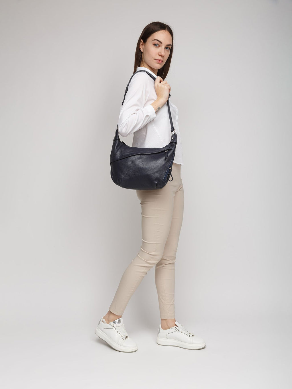 Giulia Monti shoulder bag in Night Blue - view 5