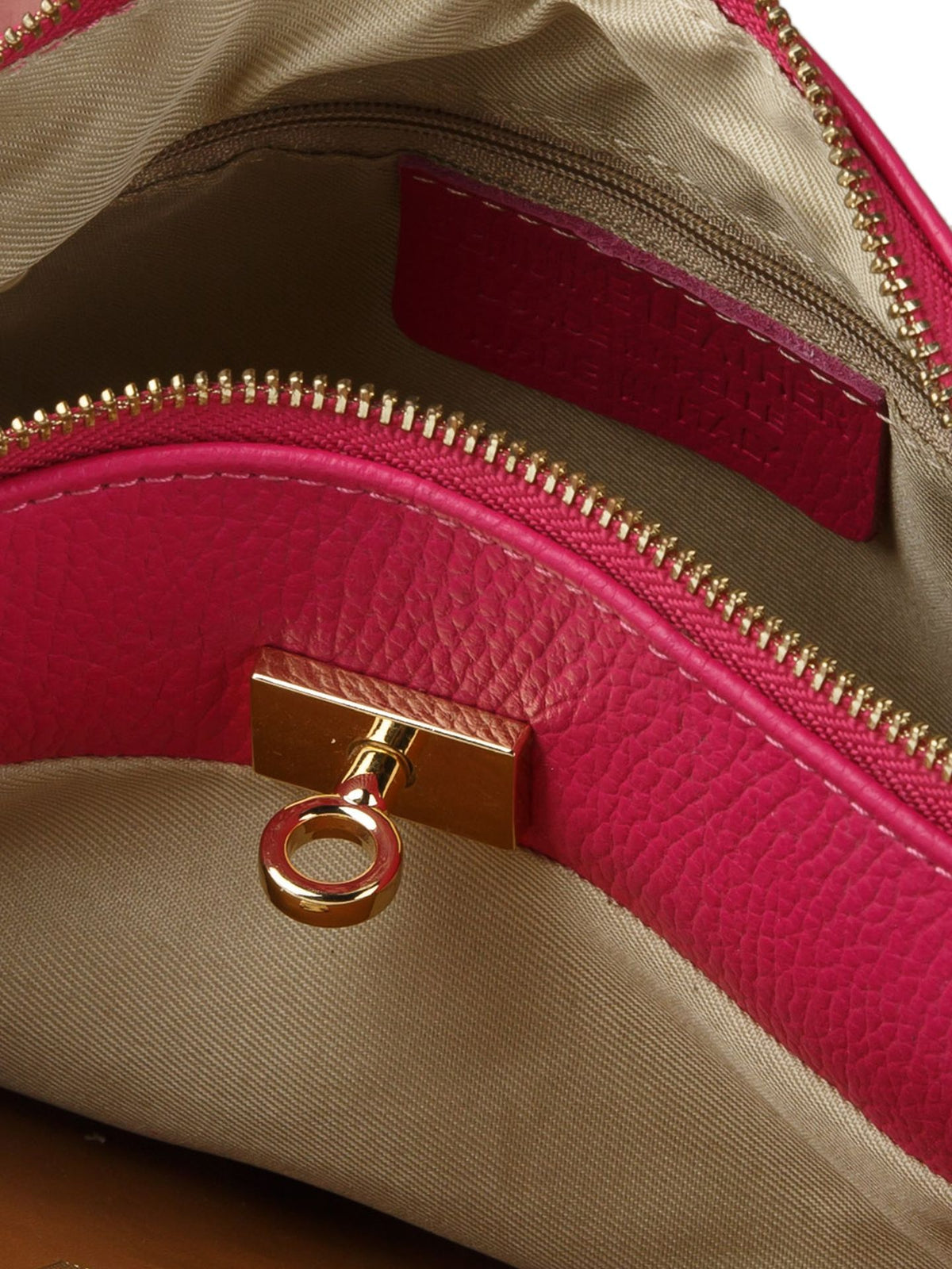 Giulia Monti shoulder bag in Fuchsia - view 4