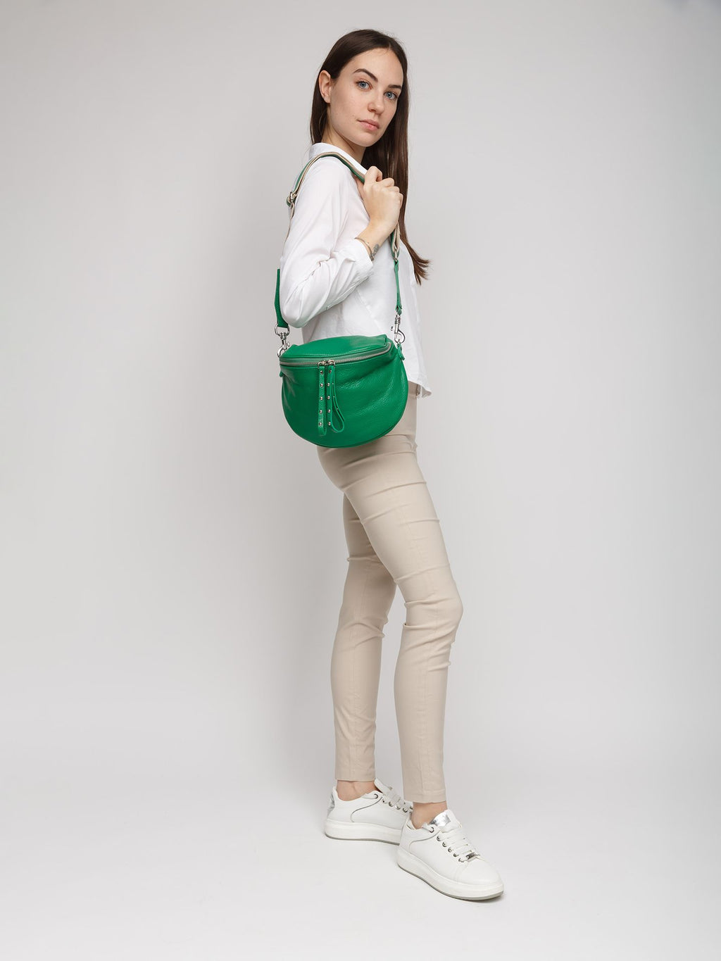Giulia Monti shoulder bag in Classic Green - view 5