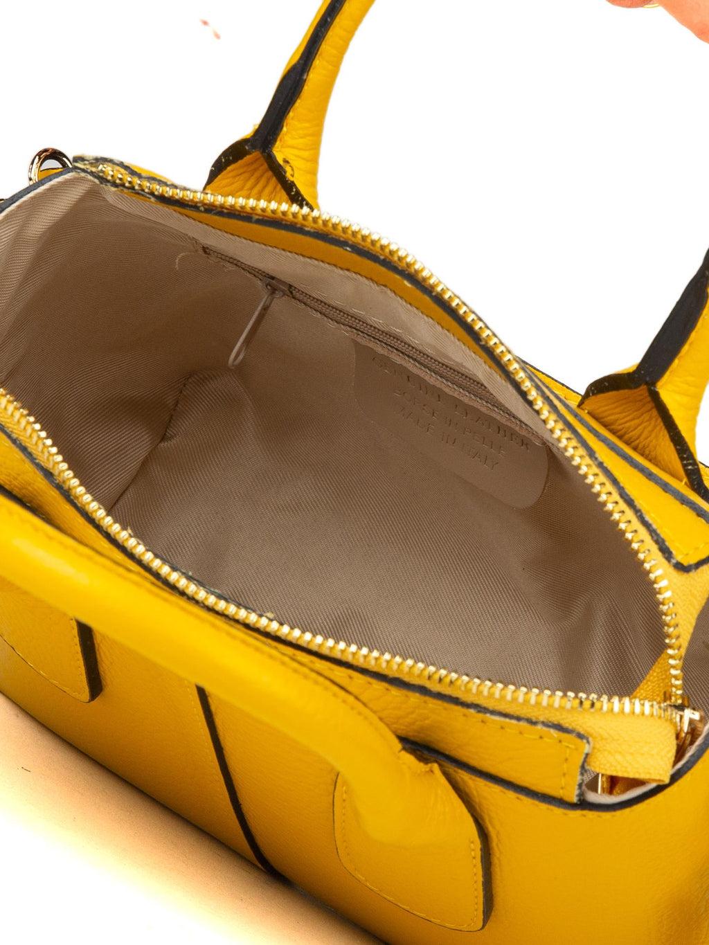 Giulia Monti shoulder bag in Saffron Yellow - view 4